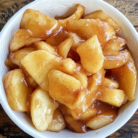 Cracker Barrel Fried Apples - cookingheavenly