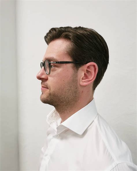 20+ Best Classic Men's Haircuts