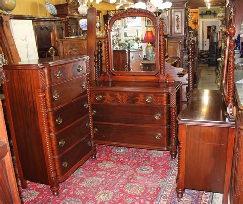 Antique And Vintage Furniture