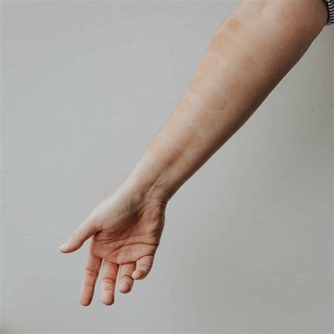 Ask Julia: What is the best self tanner? - Chris Loves Julia