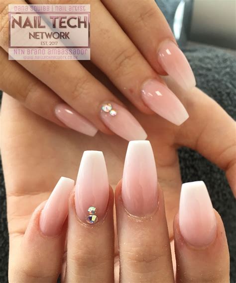 Ombre Coffin Short Acrylic Nail Designs - magdalena-encore
