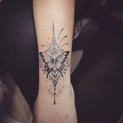 30 Best Arm Tattoo Ideas for Women You Should Check