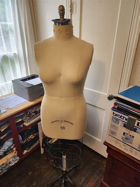 SON OF A STITCH CRAFTING & MODERN FURNITURE... starts on 5/18/2023