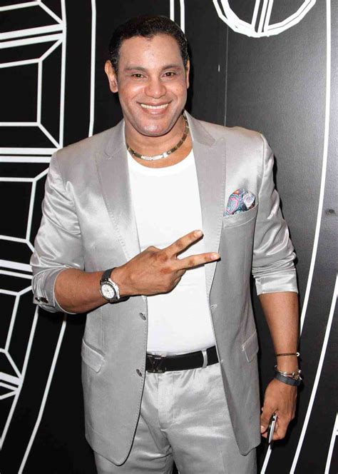 T.I. Calls Sammy Sosa's Skin Bleaching Tactics Self-Hate [VIDEO]