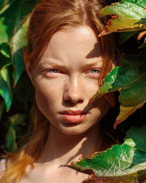 Women With Freckles, Natural Redhead, Ginger Hair, Nature Paintings, Hot Actresses, Little Red ...