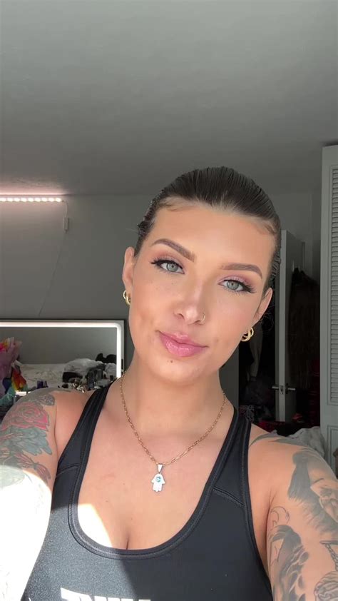 🦄 @miyaacacia - Miya - TikTok