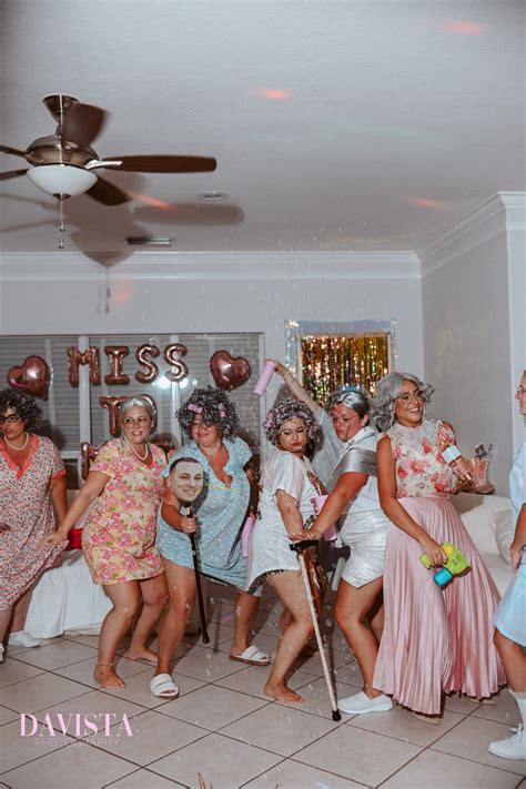 Bachelorette Party Grandma Night Photoshoot — Davista Photography ...