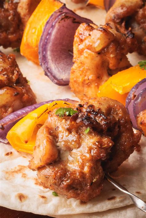 Juicy Baked Chicken Skewers (Easy Oven Recipe) - The Cooking Foodie