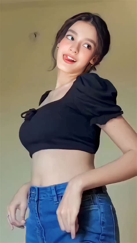 Odisha Girl Viral Pics, Name, Instagram New 2023 - Arya Ek Fan