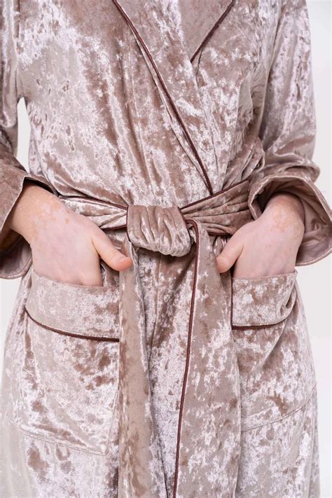 Women's Velour Dressing Gown - IDENTITY LINGERIE