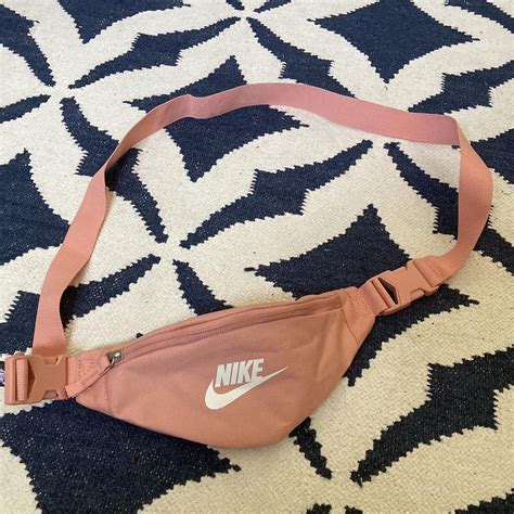 Unisex Pink Nike waist pack/bag. Perfect condition.... - Depop