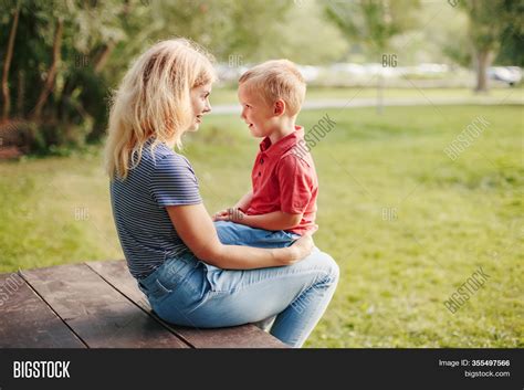 Young Caucasian Mother Image & Photo (Free Trial) | Bigstock
