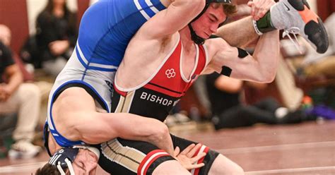 PHOTO GALLERY | 'Set the bar higher': Bishop McCort breaks points ...