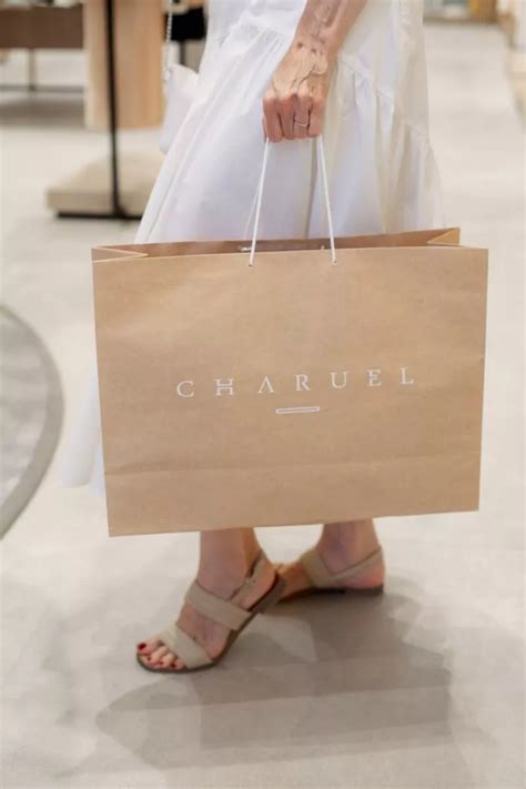 В ТЦ "Атриум" открылся новый флагманский магазин CHARUEL
