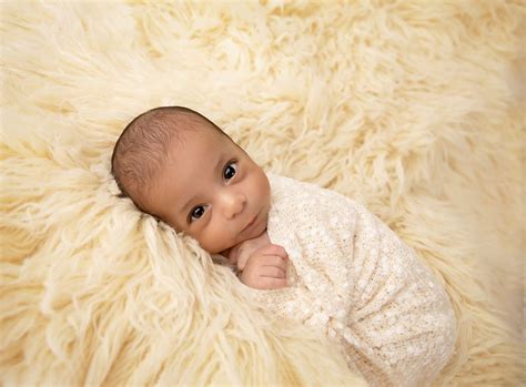 What To Do If Your Newborn Won't Sleep During Their Session (And Why It ...