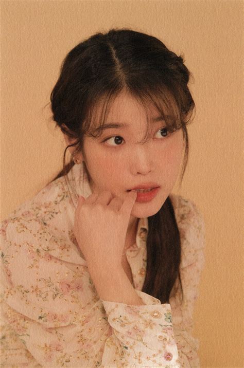 IU Image #362875 - Asiachan KPOP Image Board