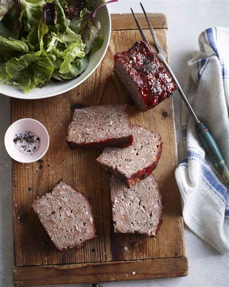 Low-Calorie Meatloaf With Vegetables Recipe