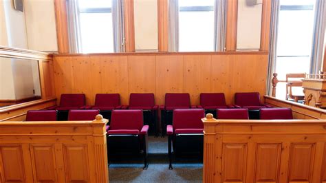 How Many Jurors Are There In a Jury? | Mortons Solicitors