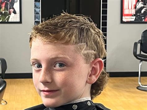 The hockey haircut, perfected: NHLers react to a youth player's 'genius ...