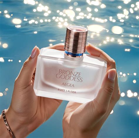 Estée Lauder Bronze Goddess Aegea ~ إصدار جديد