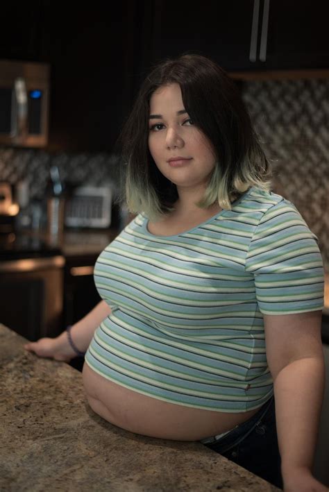 My hobby is cooking naked🍓 : r/Big_Bellies