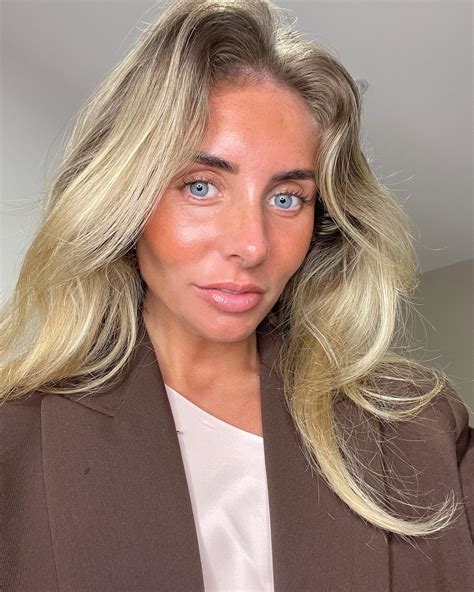 OnlyFans stars slammed after recruiting high schoolers to film content with them