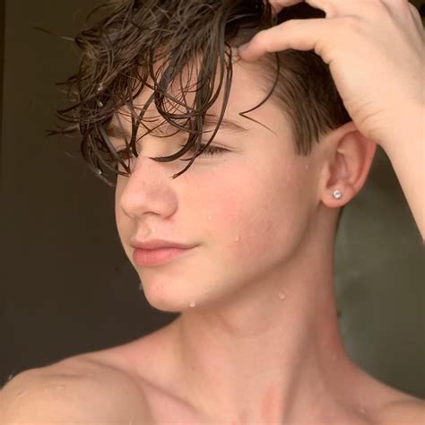 Haircuts For 13 Year Old Boys 2020 - Easy Hairstyles for Party, College ...