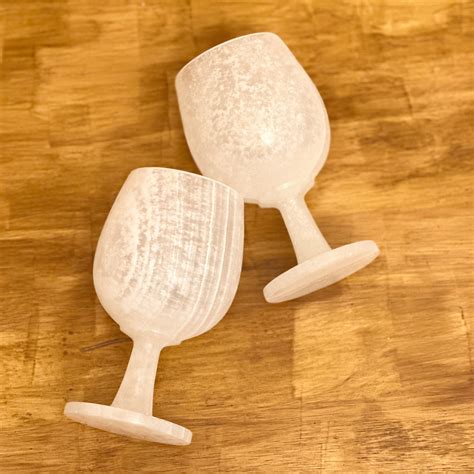 Ariels | hellomyonlyone