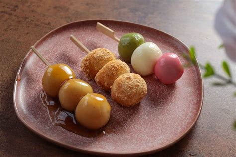 Homemade Japanese Dango - Mitarashi Dango, Kinako Dango, Hanami Dango ...