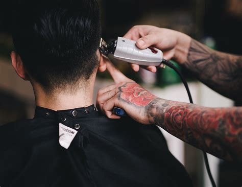 Clippers & Trimmers | Barbering Advice | Salon Services