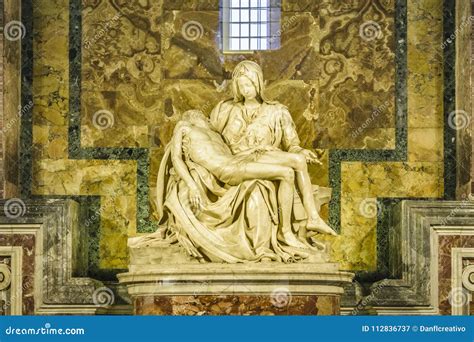 La Pieta Sculpture, St Peters Basilica, Rome Editorial Photography ...