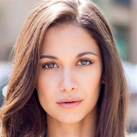 Watch A Very Nutty Christmas (2018) Full Movie Online - Plex