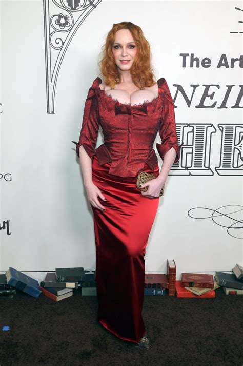 Sensational Boob Display Christina Hendricks - Hot Celebs Home