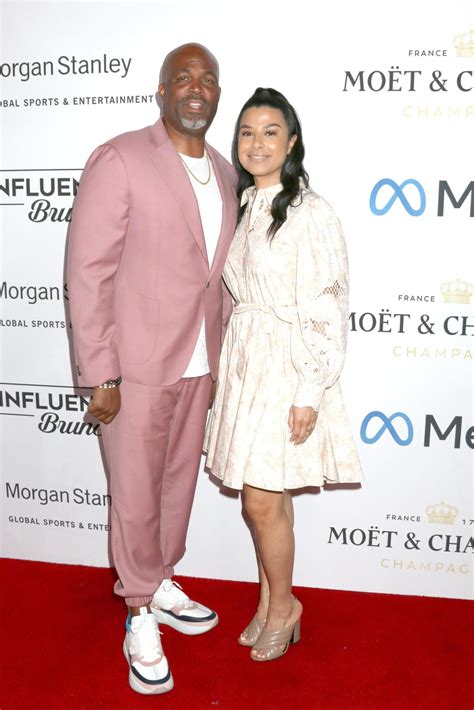 LOS ANGELES, MAR 26 - Chris Spencer, Vanessa Rodriguez-Spencer at the ...