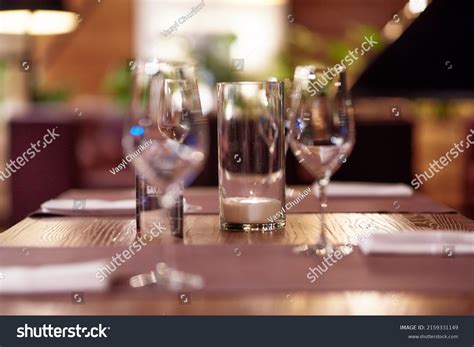 Types Of Restaurant Dining Table at Samantha Straus blog
