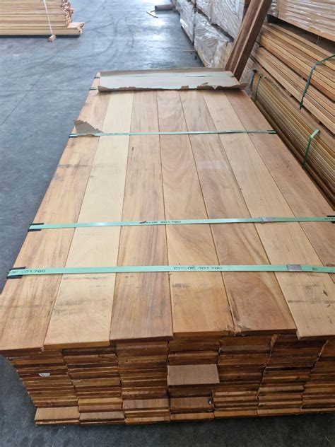 Garapa Decking 19 x 140 x 4. - Online Building