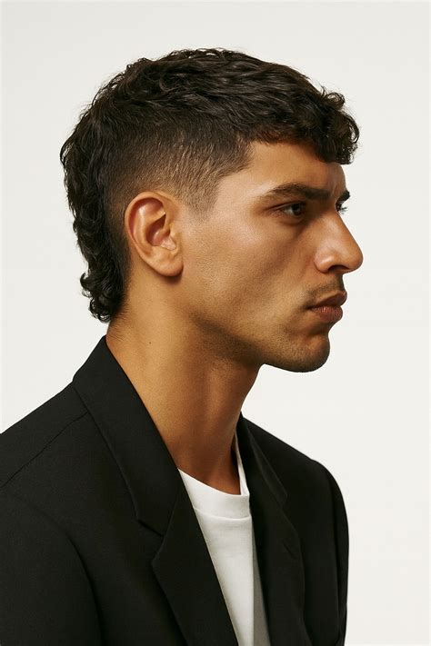 The Short Mullet Haircut: A Modern Take on a Classic for Men