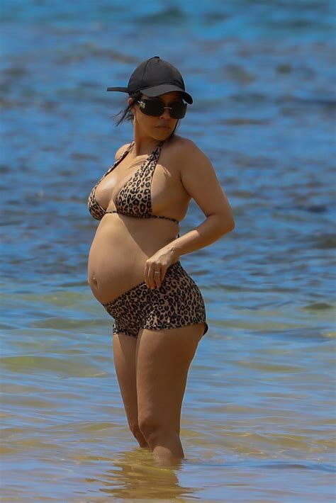 Kim Kardashian Pregnant Bikini