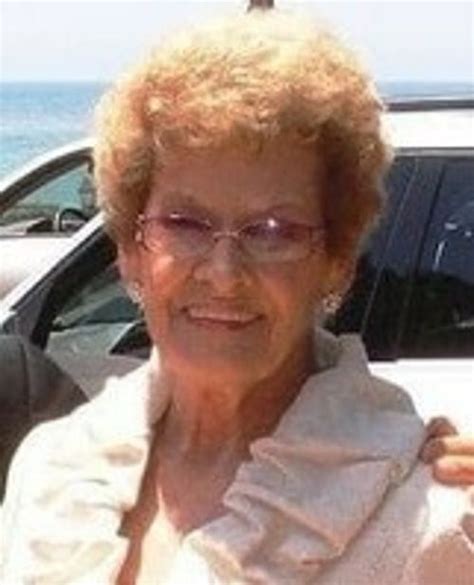 Gloria Simoes Obituary - Tulare County