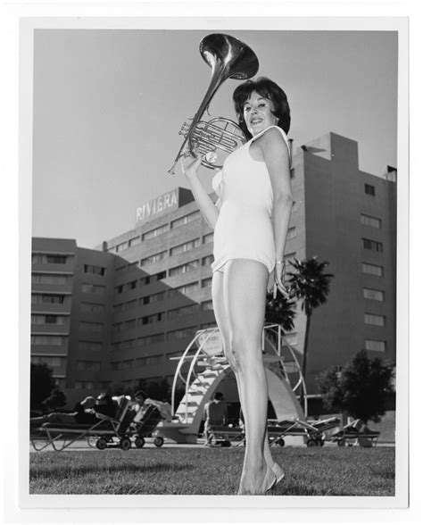 [Photograph of Ann Richards] - UNT Digital Library