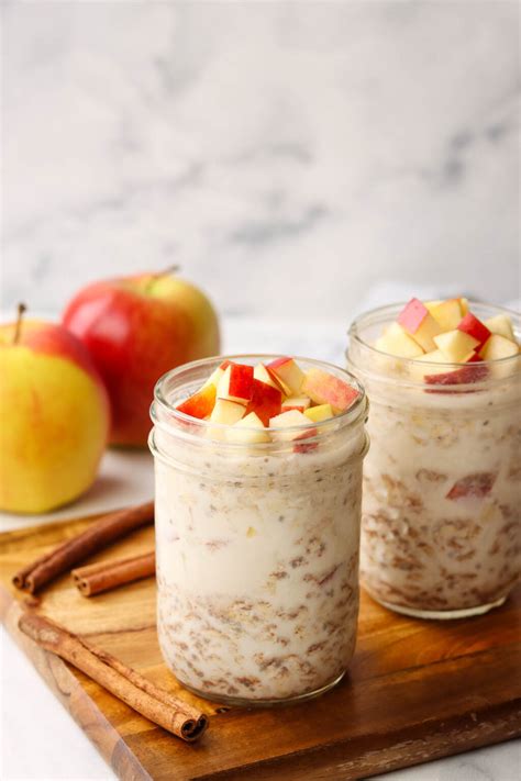 Apple Cinnamon Overnight Oats
