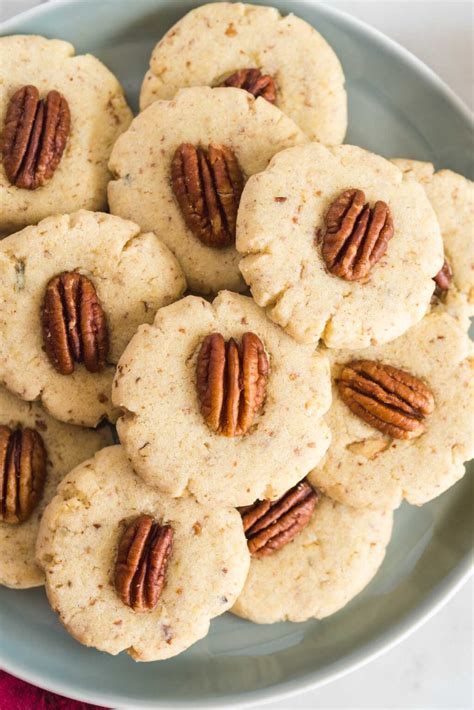 Homemade Pecan Sandies - Fun Cookie Recipes