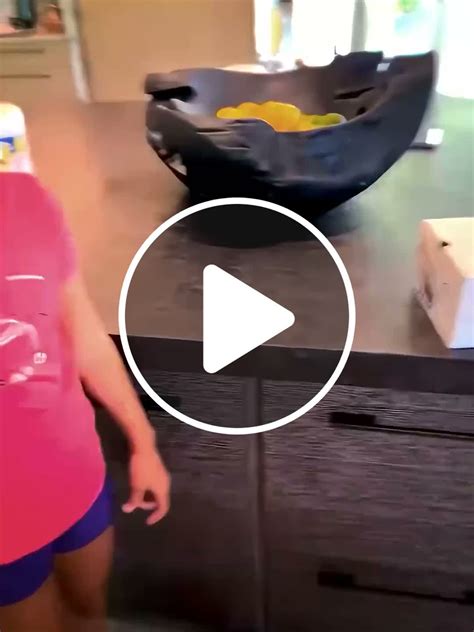 Steph Curry Gifts Riley a Birthday Present.. #stephcurry #nba - NewsBreak