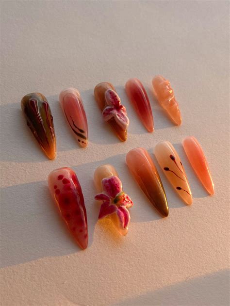Lily Flower Press-on Nails - Etsy | Lily nails, Band nails, Nails only