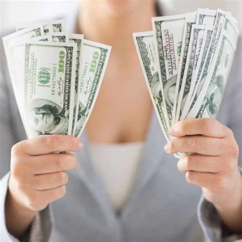 How Much is 6 Figures? (6 Figure Salary Guide for 2023)