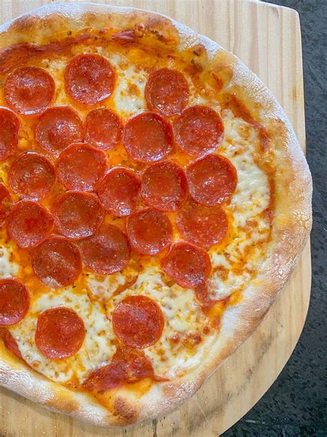 Round Table Pepperoni Pizza Nutrition Facts | Besto Blog