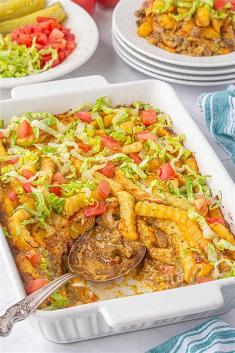 Easy Cheesy Cheeseburger French Fry Casserole Recipe - Bowl Me Over