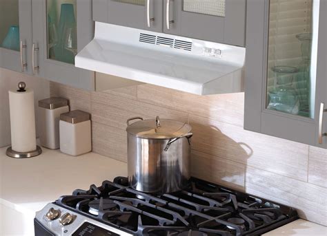 Broan Basic Performance Range Hood, 30-in | Canadian Tire