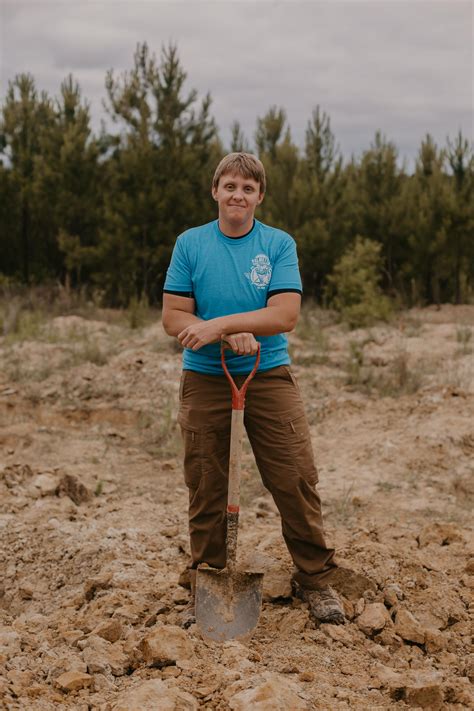 Meet the Guides – Palmetto Fossil Excursions