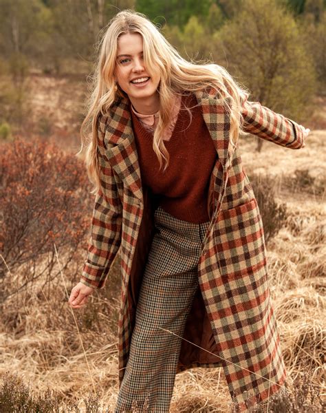 Wool Harris Tweed Coat | Women's Coats | Brora Fashion